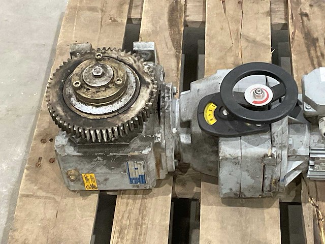 Elektromotor - afbeelding 4 van  7