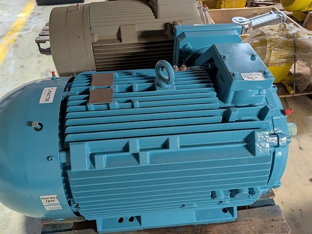 Elektromotor - afbeelding 2 van  7