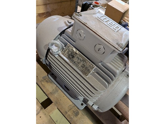 Elektromotor - afbeelding 3 van  6