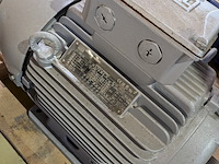 Elektromotor - afbeelding 3 van  6