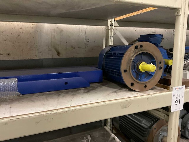 Elektromotor - afbeelding 8 van  13