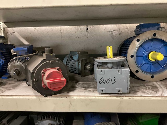 Elektromotor - afbeelding 12 van  13