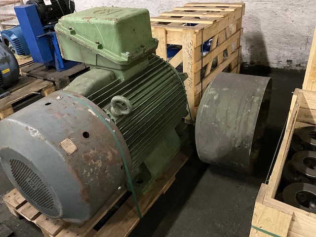 Elektromotor - afbeelding 4 van  6