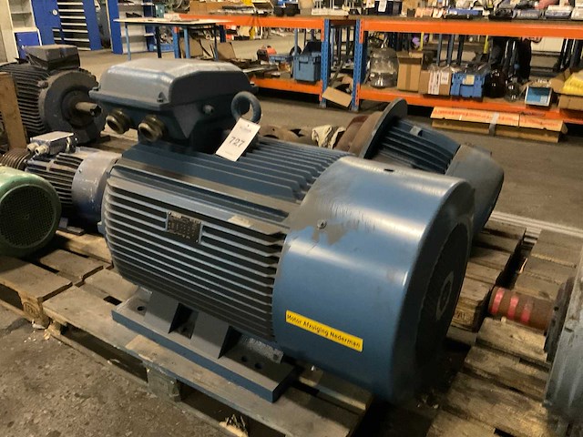 Elektromotor - afbeelding 1 van  6