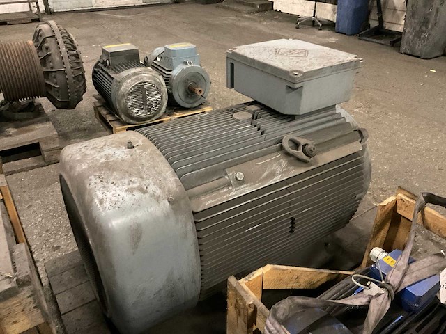 Elektromotor - afbeelding 7 van  7