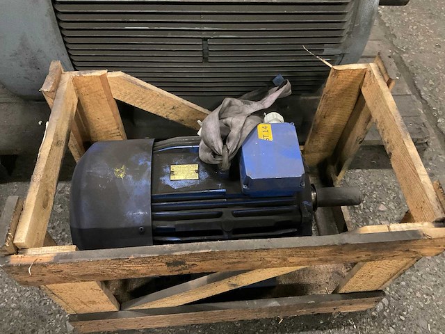 Elektromotor - afbeelding 2 van  4