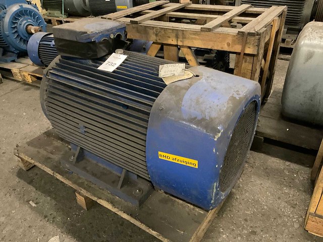 Elektromotor - afbeelding 1 van  4