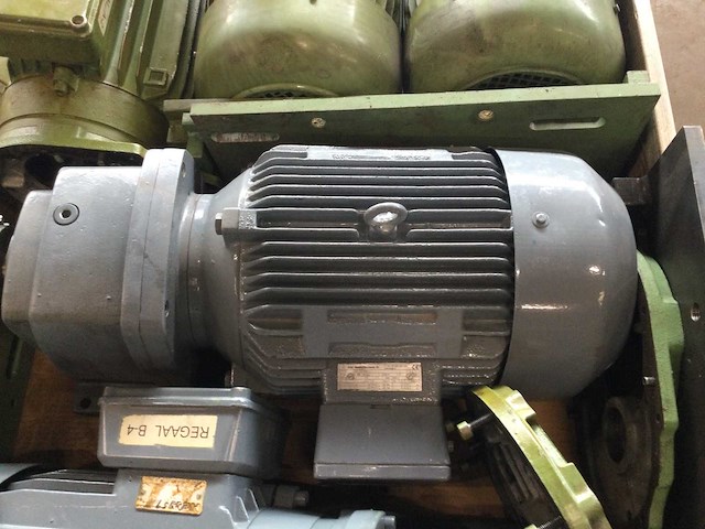 Elektromotoren (5x) - afbeelding 4 van  7