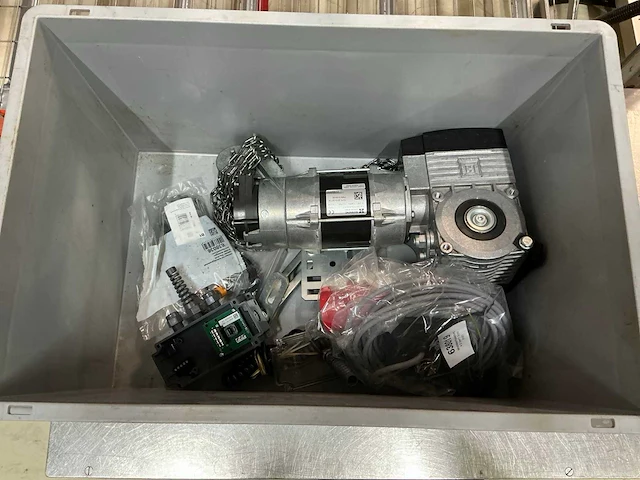 Elektromotor/machine onderdeel (2x) - afbeelding 1 van  5