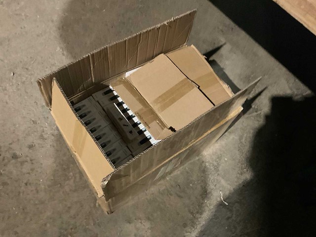 Elektronica & huishoudelijk (495x) - afbeelding 5 van  16