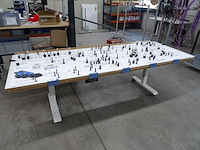 Elektronisch verstelbaar bureau - afbeelding 1 van  5