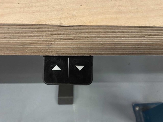 Elektronisch verstelbare werkbank (2x) - afbeelding 5 van  14
