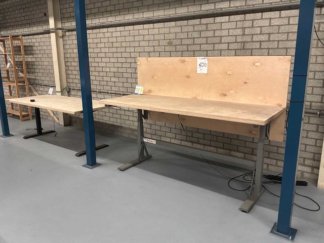 Elektronisch verstelbare werkbank (2x) - afbeelding 1 van  14