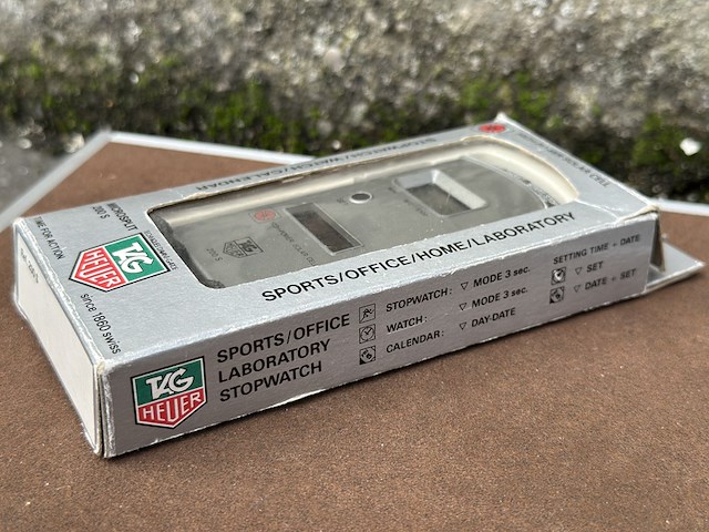 Elektronische stopwatch op zonne-energie tag heuer, solar, grijs - afbeelding 5 van  7