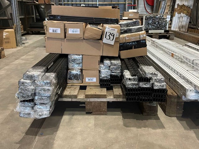 Element system wandplank stelling. (1377x) - afbeelding 3 van  10