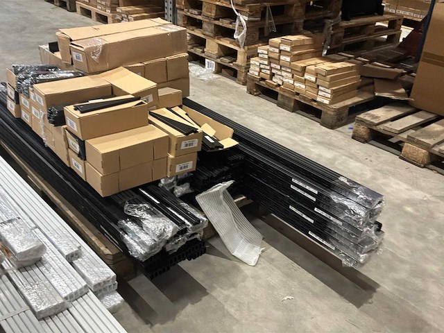 Element system wandplank stelling. (1377x) - afbeelding 6 van  10
