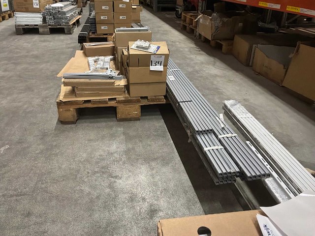 Element system wandplank stelling. (750x) - afbeelding 1 van  11