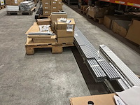Element system wandplank stelling. (750x) - afbeelding 1 van  11