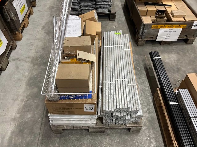 Element system wandplank stelling. (801x) - afbeelding 9 van  14