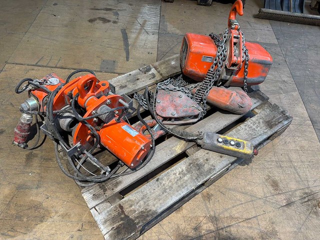 Elephant - 3000kg - electric chain hoist - 2001 - afbeelding 2 van  9