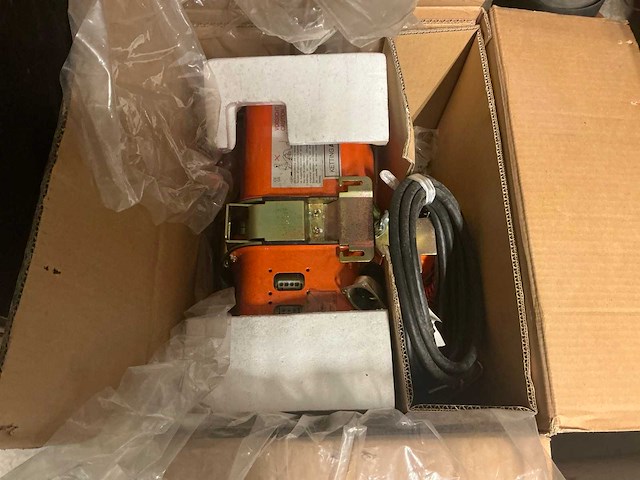 Elephant fa-h kettingtakel 0.5t 380v. (2x) - afbeelding 5 van  8