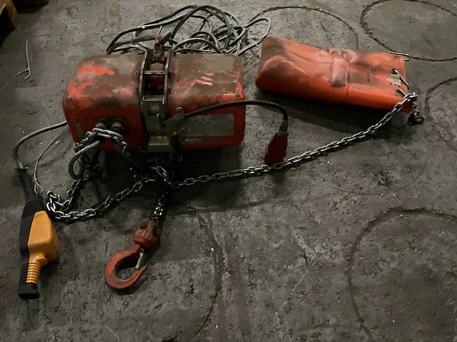 Elephant fbh kettingtakel 1000kg - afbeelding 1 van  2