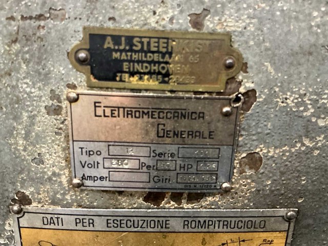 Elettromeccanica generale 12 gereedschapslijpmachine - afbeelding 6 van  6