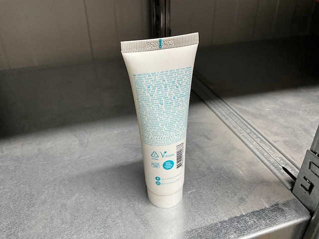 Eleven australia moisture shampoo 50 ml (240x) - afbeelding 2 van  4