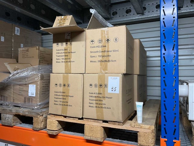 Eleven australië 3 minute repair haarverzorging (2350x) - afbeelding 1 van  3