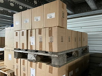 Eleven australië color lock spray (444x) - afbeelding 2 van  5