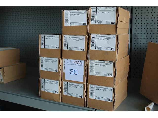 Elf dozen schroeven sfs fb-fk-t30-7,5x62 mm. - afbeelding 1 van  2