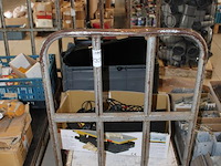 Elf transportkarren met variabele steunen en massieve banden. afmeting 115 x 66 cm. hoogte 110 cm. - afbeelding 2 van  2