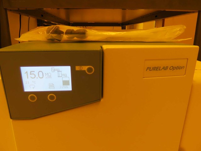 Elga - 2015 - pure lab option dv 35 - water purification - afbeelding 4 van  11