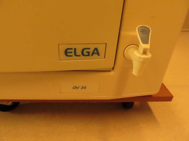 Elga - 2015 - pure lab option dv 35 - water purification - afbeelding 5 van  11