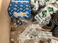Elges / ina - partij gewrichtslagers en stangkoppen 52kg - afbeelding 2 van  3