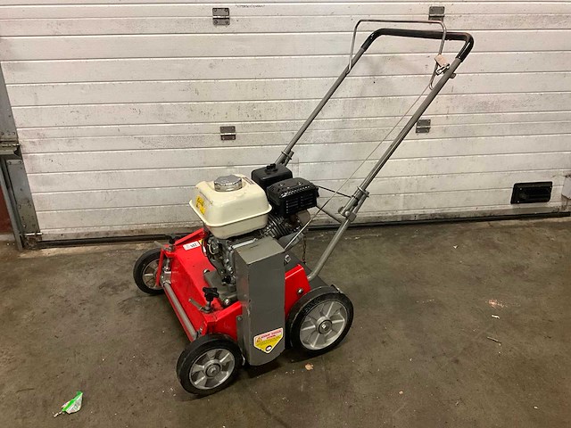 Eliet 501 verticuteermachine - afbeelding 1 van  6