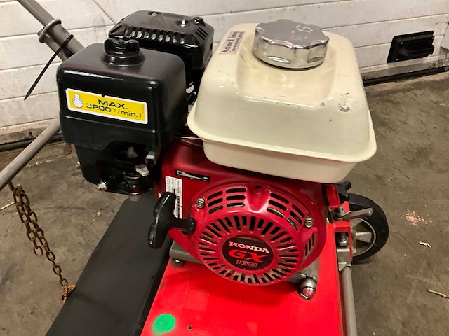 Eliet 501 verticuteermachine - afbeelding 5 van  6