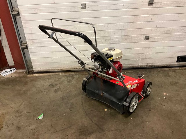 Eliet 501 verticuteermachine - afbeelding 6 van  6