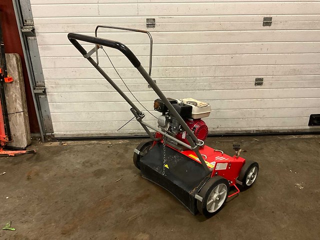 Eliet 501 verticuteermachine - afbeelding 3 van  5