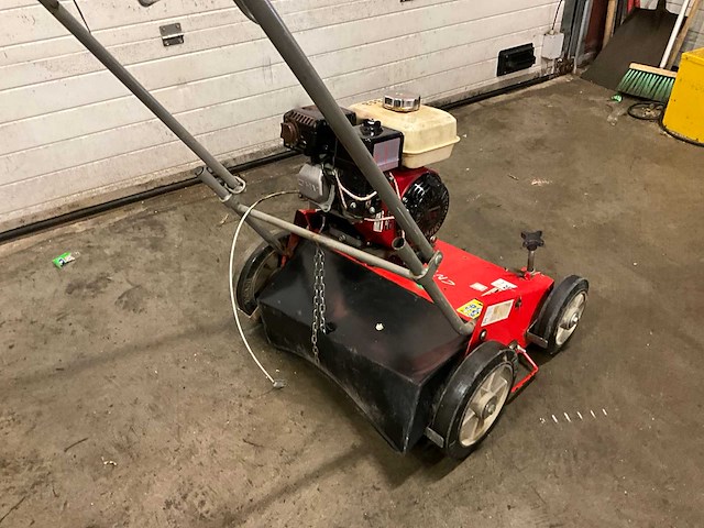 Eliet 501 verticuteermachine - afbeelding 5 van  6