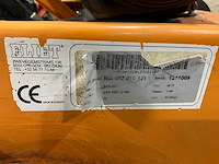 Eliet e402 verticuteermachine - afbeelding 2 van  10