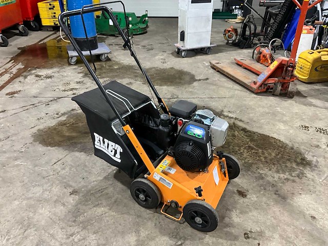 Eliet e402 verticuteermachine - afbeelding 5 van  10