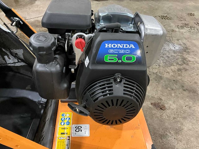 Eliet e402 verticuteermachine - afbeelding 6 van  10