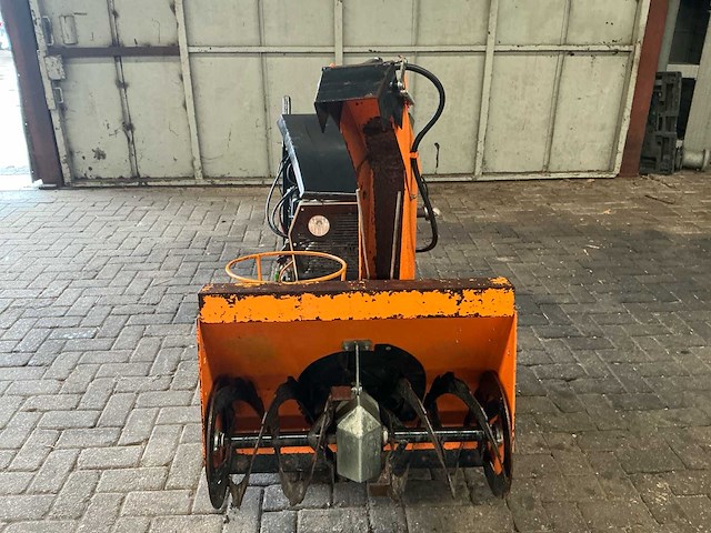 Eliet snowbob 8014t sneeuwschuiver - afbeelding 7 van  14