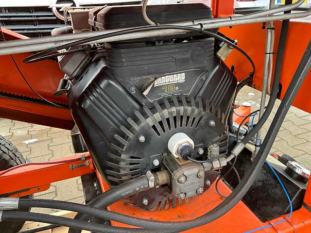 Eliet superprof 2000 houthakselaar - afbeelding 9 van  10