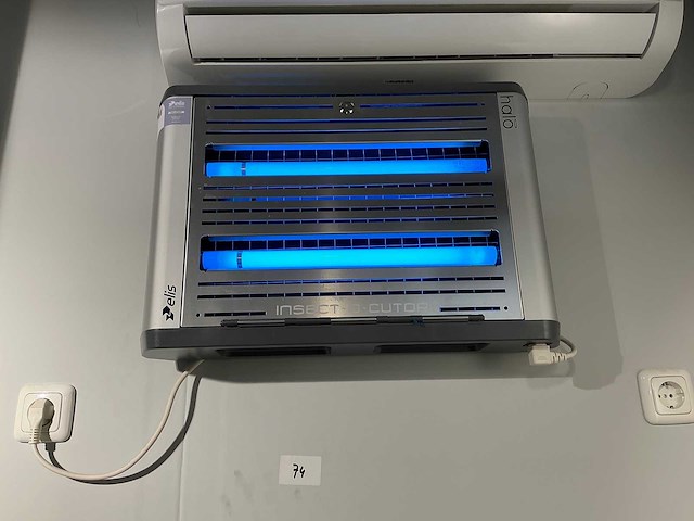 Elis - halo - insectenvanger - afbeelding 2 van  2