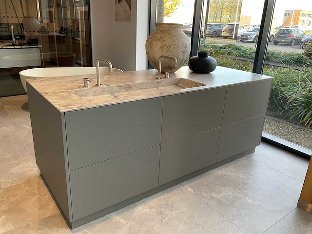 Elis vrijstaand badmeubel met kranen en spiegel - afbeelding 10 van  17