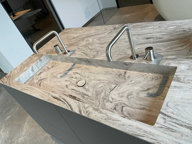 Elis vrijstaand badmeubel met kranen en spiegel - afbeelding 11 van  11