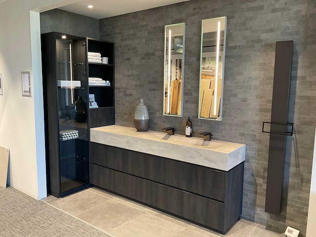 Elise badmeubel met wandkasten-kranen en spiegels - afbeelding 1 van  15