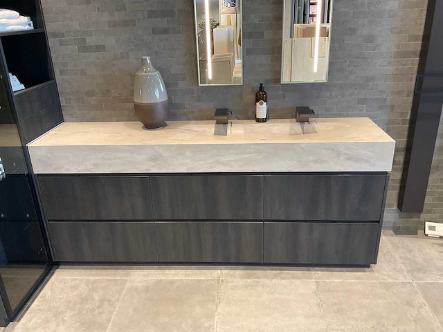 Elise badmeubel met wandkasten-kranen en spiegels - afbeelding 9 van  15